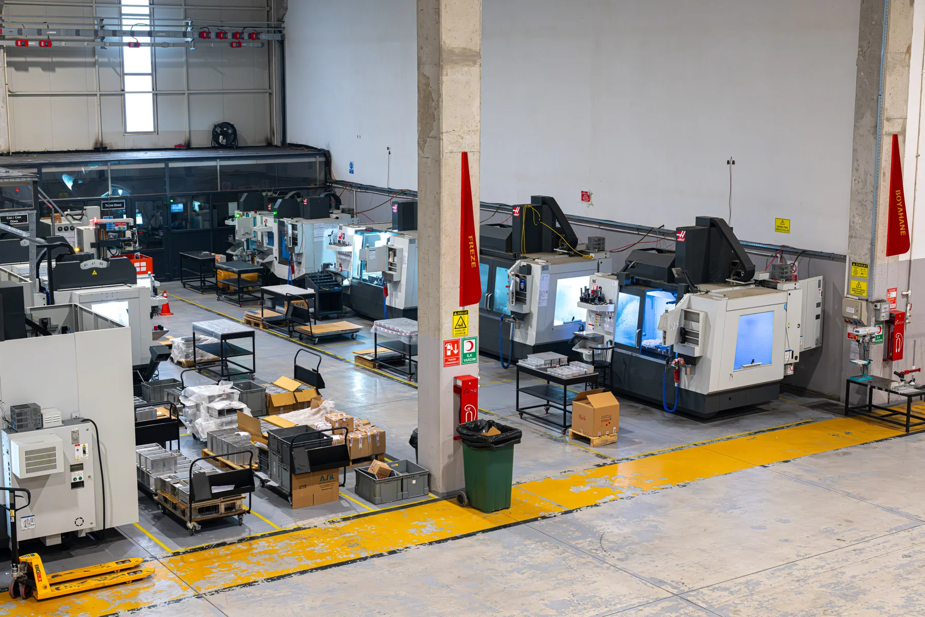 Güçlü Madeni Çelik Eşya fabrika üretim alanı